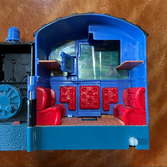 Vintage Harry Pocket Polly Pocket Mini Playset Hogwarts Station - Picture 3 of 10